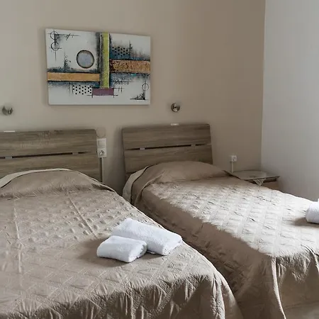Vasoula's Hostel